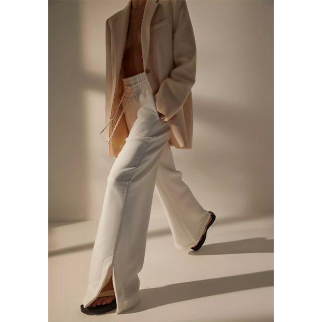 Classy and classic flared pants (6)